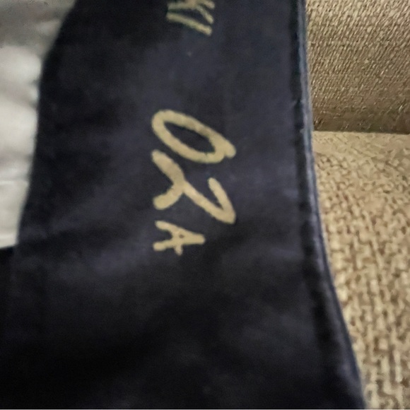 Gap Perfect Khaki Pants - Picture 8 of 8